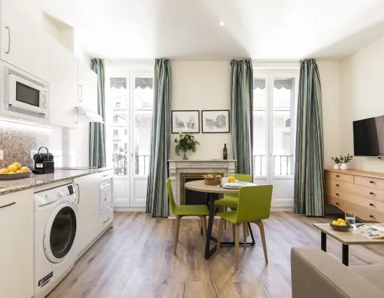 2 bedroom apartment