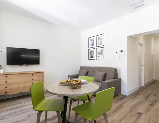 2 bedroom apartment